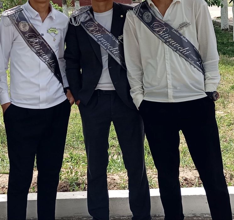 Bitiruvchi Lenta tayorlab beramiz. xar qanday miqdorda donagaham