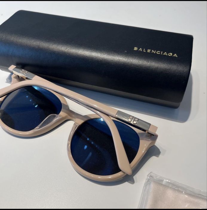 Солнцезащитные очки Balenciaga