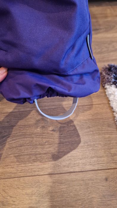 Продам зимний комбинезон для девочки б/у