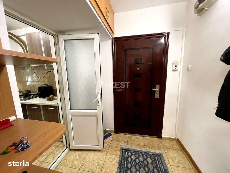 Apartament 2 camere, Etaj 1, zona Pacurari - Alpha Bank, Iasi
