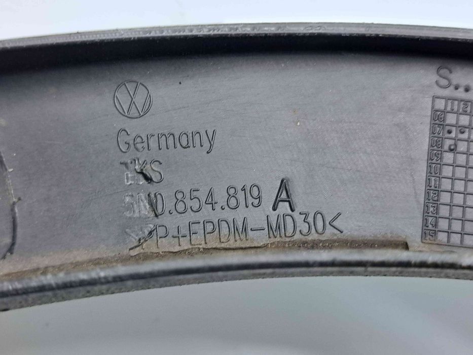 Ornament aripa stanga spate Volkswagen Tiguan (5N) [Fabr 2007-2016] 5N