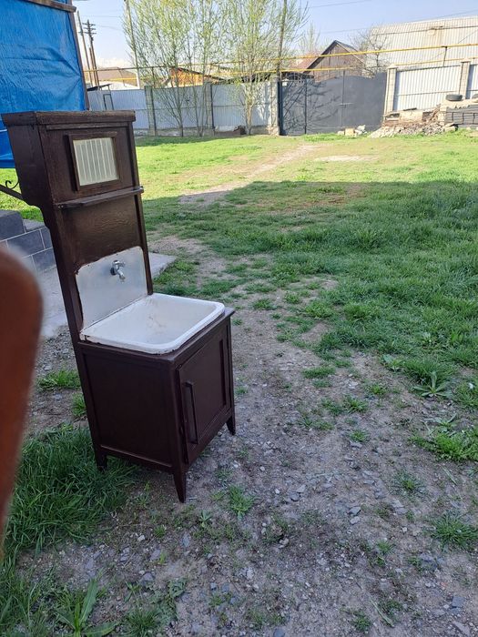 Умывальник деревянный