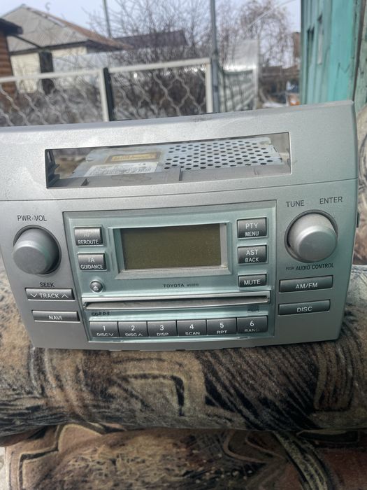 Штатный магнитафон toyota corolla