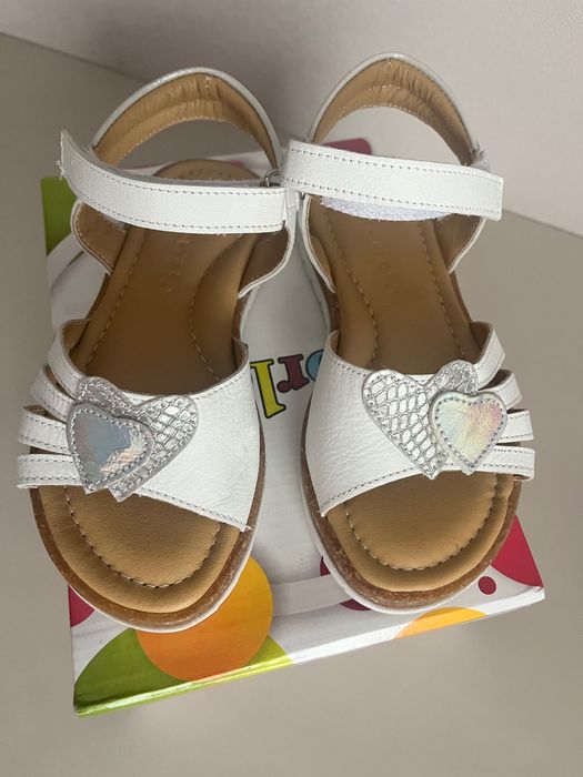 Сандалии для девочки 28 размер Турция
