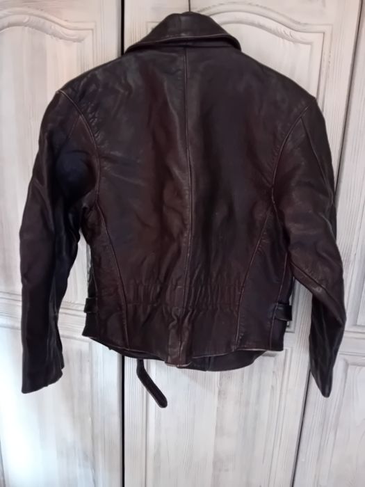 Кожено яке ( телешки бокс )