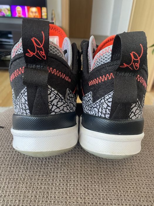 Adidasi baschet jordan