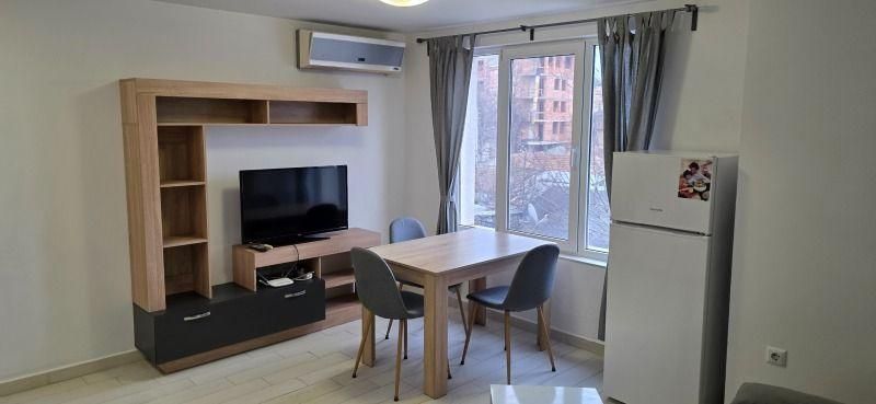 Двустаен апартамент, под наем, Автогарата