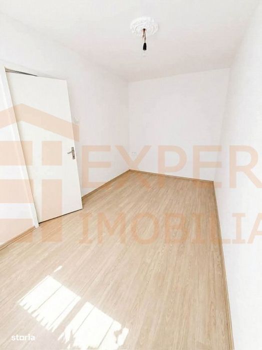 Apartament 2 camere de vanzare | KM 4-5 | Parter | 38 mp — fotografia 2