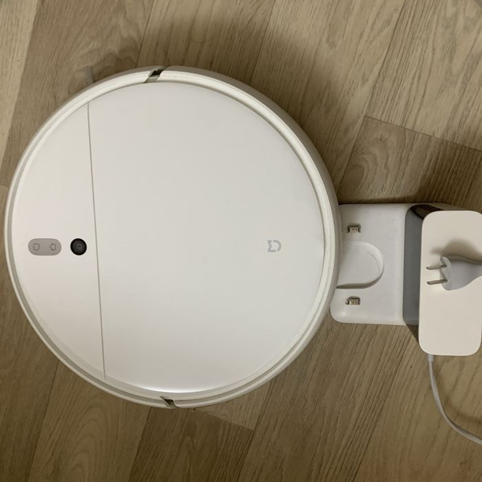 Продам робот пылесос Xiaomi