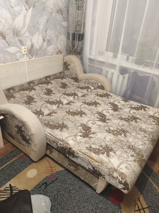 Продам два дивана по 12000