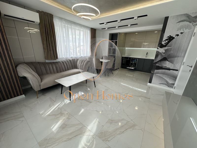 Продава се Двустаен апартамент в Пловдив, Коматевски възел - 72 кв.м за 2014 €/кв.м - Снимка #3