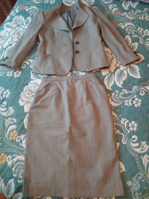 Пиджак с юбкой двойка