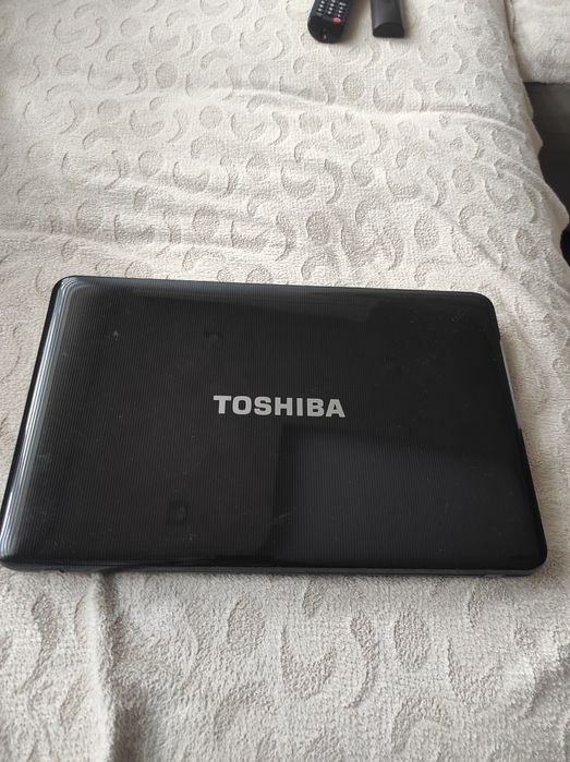 Лаптоп---ТOSHIBA