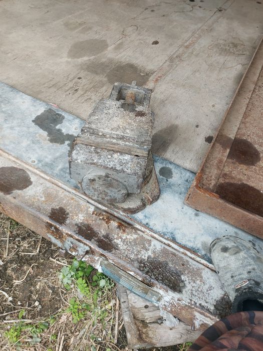 Тиски хорошое состояние