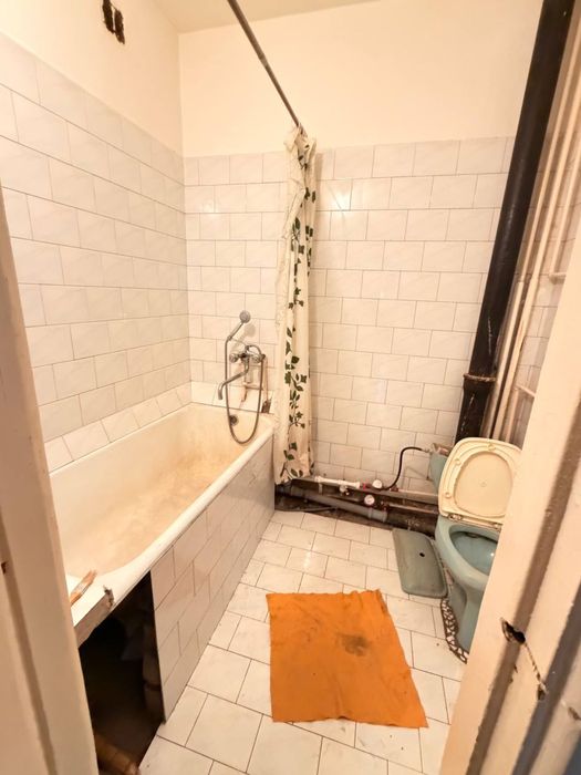 Своя Чиланзар 20-кв, 2/3/4 балкон 1.5х6 Средний ремонт