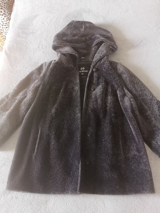 Продам женский полушубок