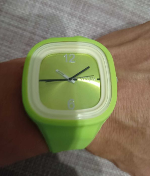 часовници аксесоари