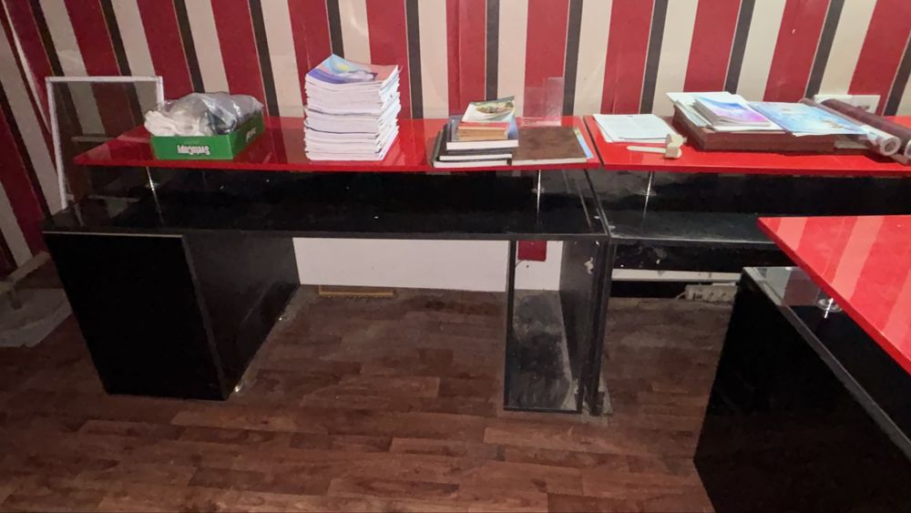 Компьютерные столы для офиса