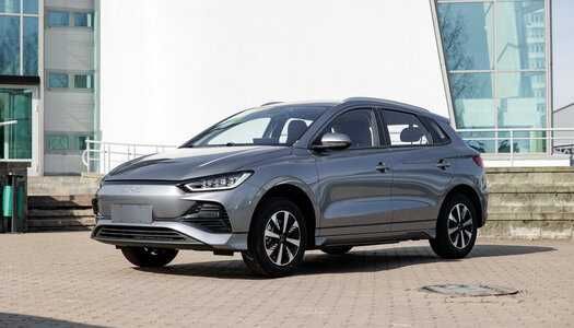 БЙД Е2 Luxury нахт ва насия