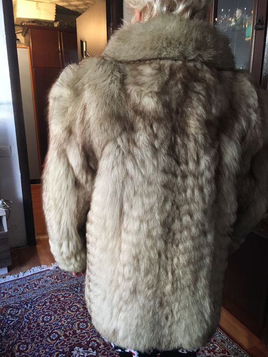 Срочно продам песцовую шубу