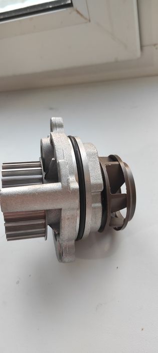 Помпа DOLZ A185 для авто новая