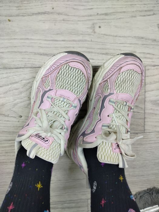 Кроссовки летние