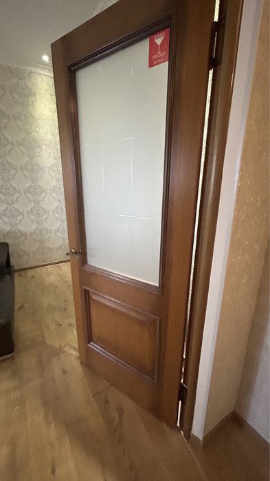 Двери шпон деревяные срочно