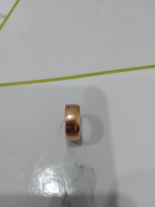 Продам кольцо золотое