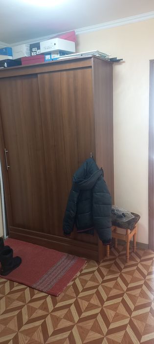 Продам 4 комнатную квартиру