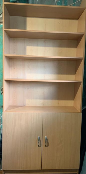 Шкаф для книг и документов