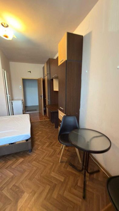 Proprietar închiriez garsonieră complet utilată, cu parcare, zona Gară, fără comision
