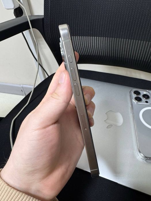 iPhone 15 Pro Max Natural Titan