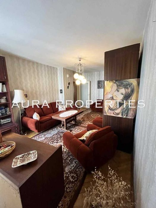 Дава се под наем Двустаен апартамент в Разград, Освобождение - 60 кв.м за 214.2 € - Снимка #1