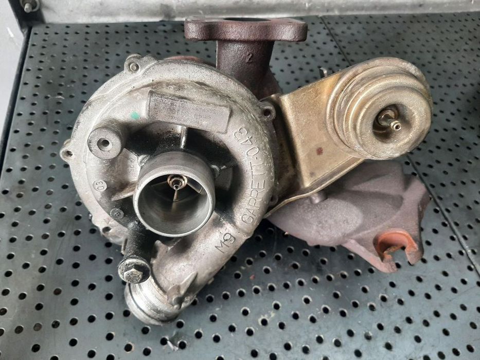 Turbina 2.0 hdi rhw citroen c4 peugeot 807 peugeot 806 expert fiat ulysse scudo citroen 9644384180