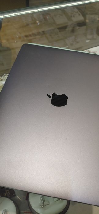Macbook Pro M2 8/256GB touchBar