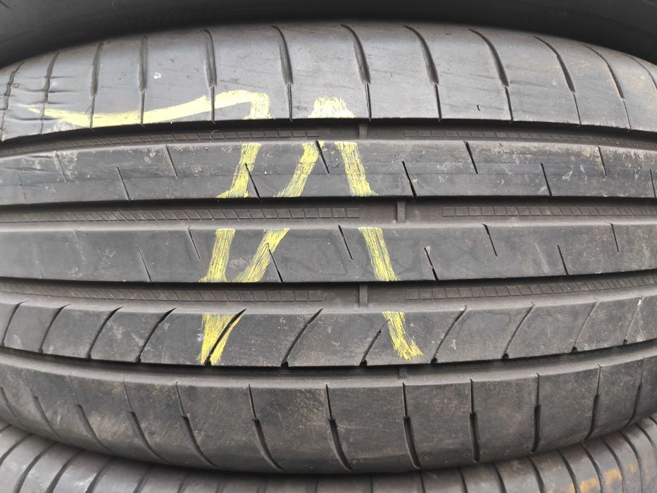 2бр Летни гуми 215 50 18 - Goodyear - DOT 2022
