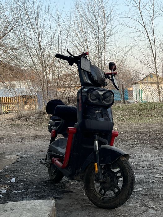 Электра скутер Танк 108