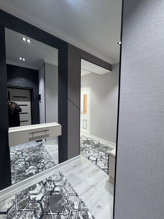 Двухкомнатная с ремонтом + мебель+балкон