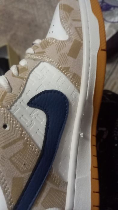 Продам кроссовки. Новые,размер 38.