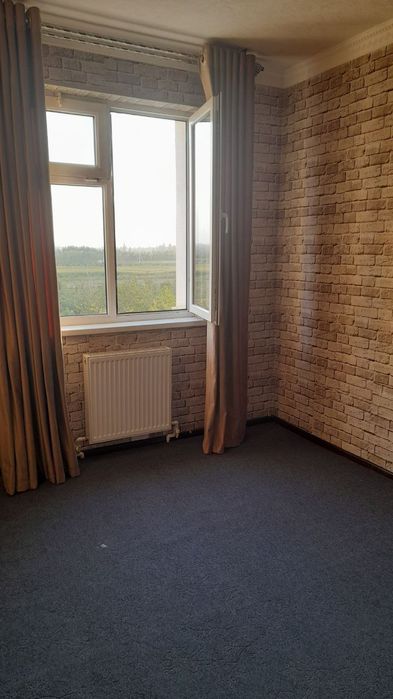 Задаётся квартира в аренду 3 комнатная