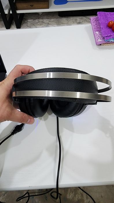 Продаю наушники от компьютера в хорошем состоянии