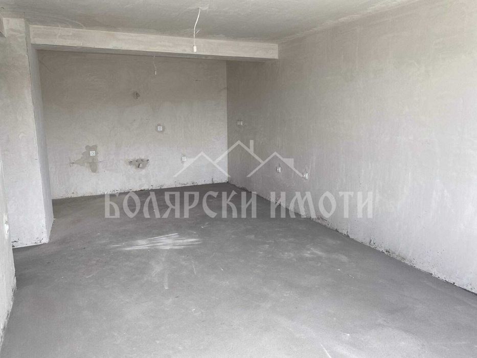 Продава се Тристаен апартамент в Велико Търново, Бузлуджа - 148 кв.м за 1157 €/кв.м - Снимка #6