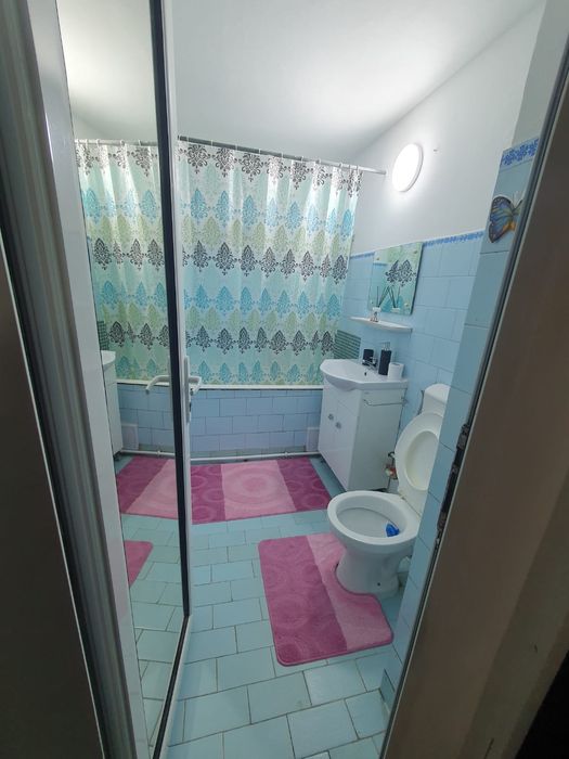 De închiriat Apartament 2 camere, confort 1, decomandat, mobilat