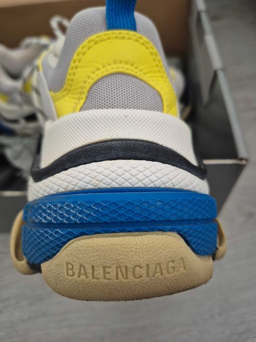Balenciaga triple S originali