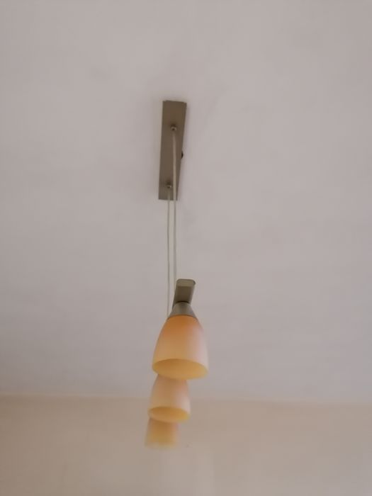 Абажур с 3 гнезда за крушки