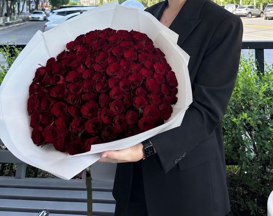 Продам букет из 101 розы