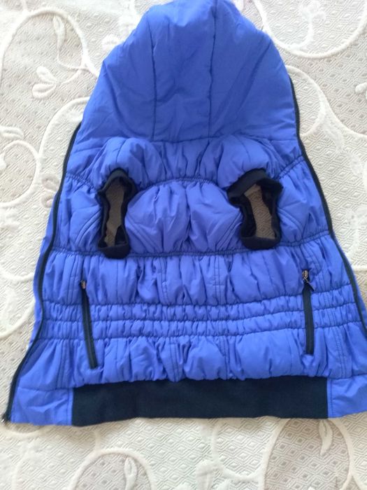 Продам безрукавку для девочки