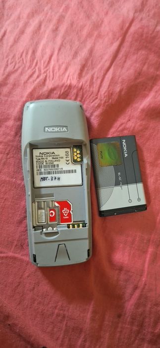 Nokia 1100 +încărcător original