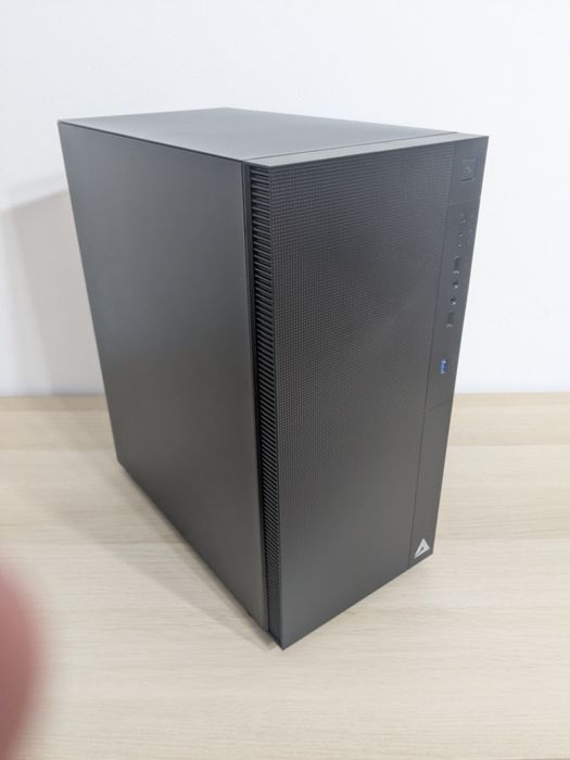 Carcasa PC Alphagear Atlas