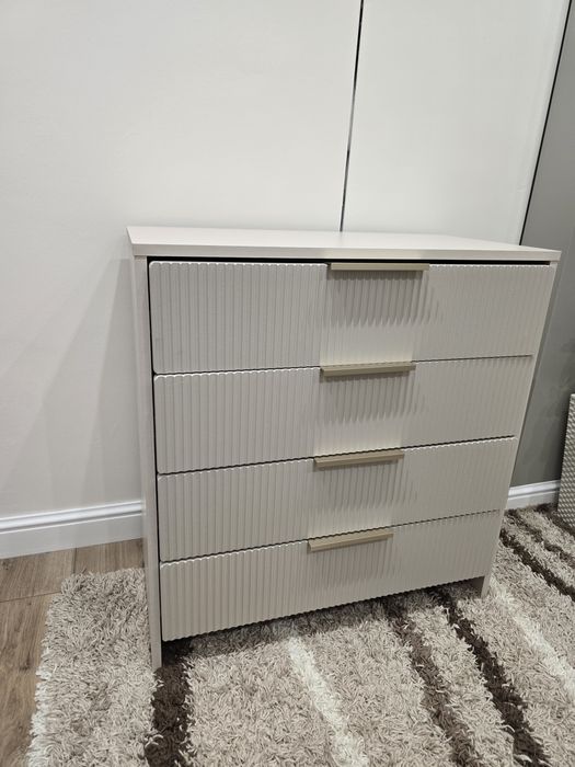 Комод НОВЫЙ. Беж
